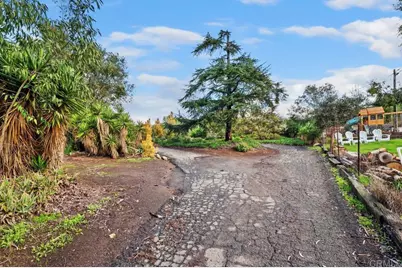 2360 Lone Oak Lane, Vista, CA 92084 - Photo 6