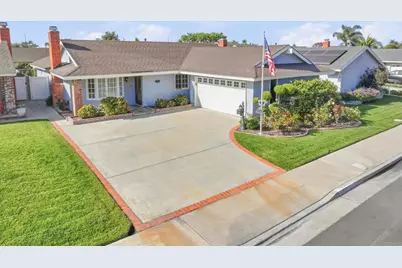 17821 Quintana Lane, Huntington Beach, CA 92647 - Photo 4