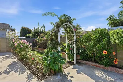 17821 Quintana Lane, Huntington Beach, CA 92647 - Photo 50