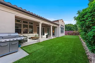 2925 Valley St, Carlsbad, CA 92008 - Photo 2