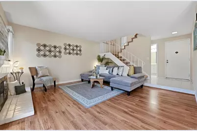 17 Cheyenne #64, Irvine, CA 92604 - Photo 4