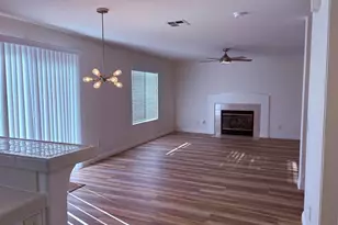 367 Rimhurst Ct, Oceanside, CA 92058 - Photo 10