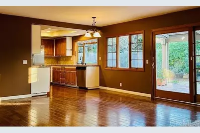 387 Nevada Avenue, Ventura, CA 93004 - Photo 8