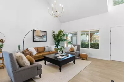 418 Via Los Arcos, San Marcos, CA 92069 - Photo 2