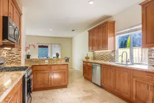 1379 Corte Bagalso, San Marcos, CA 92069 - Photo 2