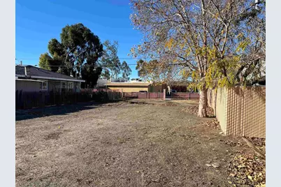 281 222-08-00 D Street, Ramona, CA 92065 - Photo 2