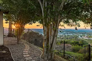 1966 Las Lomas, Vista, CA 92084 - Photo 10