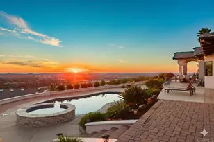 1966 Las Lomas, Vista, CA 92084 - Photo 2