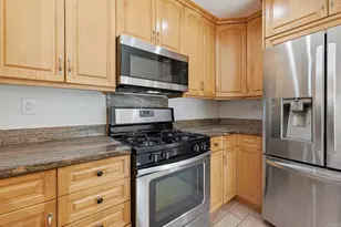 819 Daphne Ct, Carlsbad, CA 92011 - Photo 16