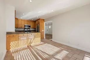 819 Daphne Ct, Carlsbad, CA 92011 - Photo 12