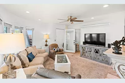 1105 Reed Avenue, San Diego, CA 92109 - Photo 12