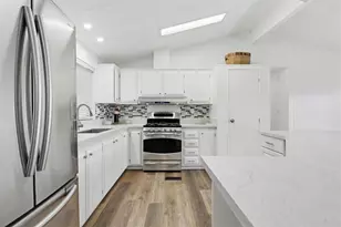 122 Beechwood Ln, Oceanside, CA 92054 - Photo 16