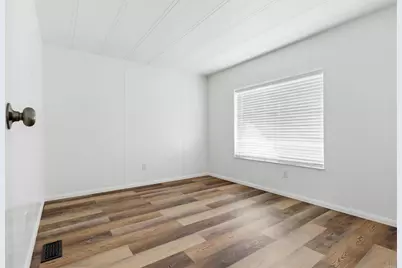 122 Beechwood Lane, Oceanside, CA 92054 - Photo 32