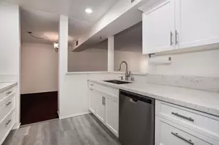 2639 Pirineos Way, Carlsbad, CA 92009 - Photo 20