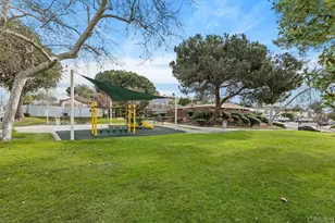 921 Lemon Ave, Vista, CA 92084 - Photo 28