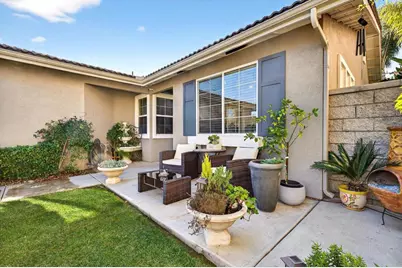 35937 Burgundy Court, Winchester, CA 92596 - Photo 6