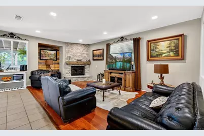 35937 Burgundy Court, Winchester, CA 92596 - Photo 12