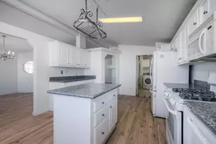 5307 Don Ricardo Dr, Carlsbad, CA 92010 - Photo 10