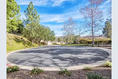 5602 Roundtree Place, Westlake Village, CA 91362 - Photo 50