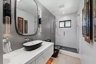 5560 Moonlight Ln, La Jolla, CA 92037 - Photo 20