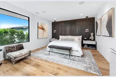 5560 Moonlight Lane, La Jolla, CA 92037 - Photo 16