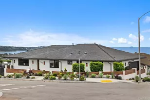 5560 Moonlight Ln, La Jolla, CA 92037 - Photo 2