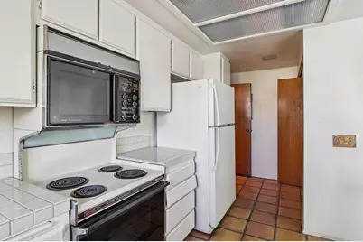 542 Via De La Valle #J, Solana Beach, CA 92075 - Photo 10