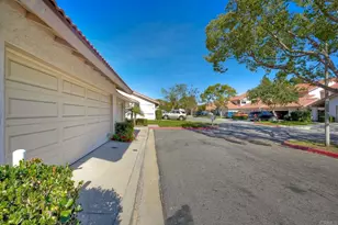 6555 Via Barona, Carlsbad, CA 92009 - Photo 28