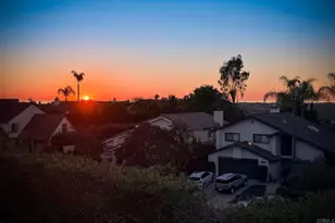 6555 Via Barona, Carlsbad, CA 92009 - Photo 14