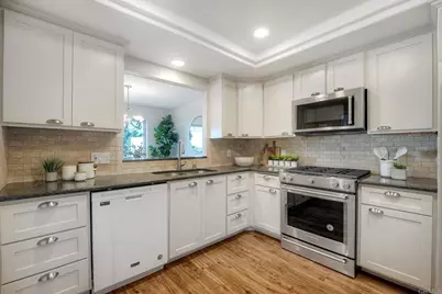 6555 Via Barona, Carlsbad, CA 92009 - Photo 10