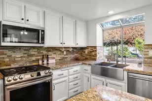 354 Lustrosos St, Oceanside, CA 92057 - Photo 26