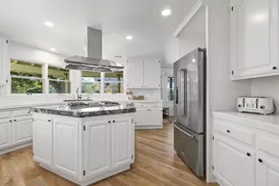 9 Country Glen Rd, Fallbrook, CA 92028 - Photo 8