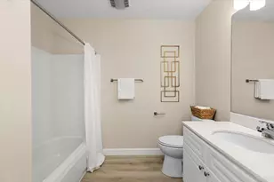 10776 Sabre Hill Dr, San Diego, CA 92128 - Photo 16