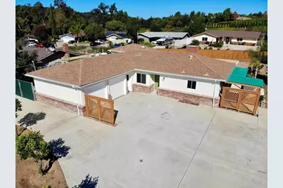 2445 S. Stage Coach Ln., Fallbrook, CA 92028 - Photo 4