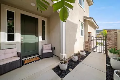 35540 Asturian Way, Fallbrook, CA 92028 - Photo 2