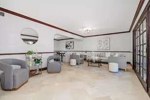 7049 El Fuerte St, Carlsbad, CA 92009 - Photo 6