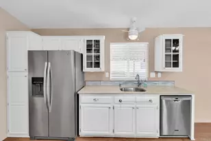 168 Roadrunner Ln, Oceanside, CA 92057 - Photo 10