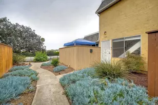 1126 Madera Ln, Vista, CA 92084 - Photo 2