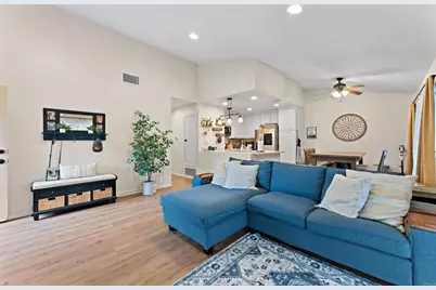 517 Smoketree Gln, Escondido, CA 92026 - Photo 2