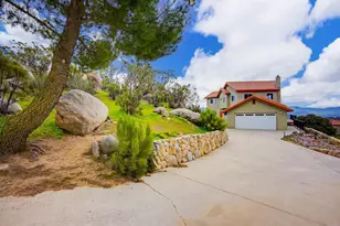 42055 Canyonside Ct, Aguanga, CA 92536 - Photo 6