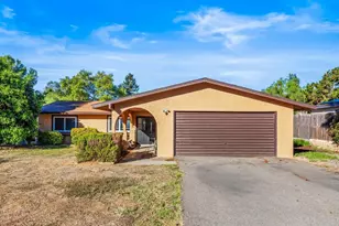 1105 Via Prado, Fallbrook, CA 92028 - Photo 2