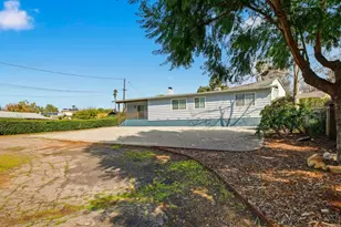 1736 San Pasqual Valley Rd, Escondido, CA 92027 - Photo 8