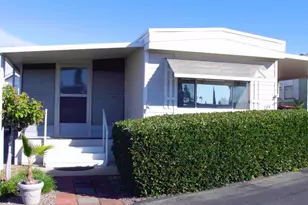 211 N Citrus Ave, Escondido, CA 92027 - Photo 1