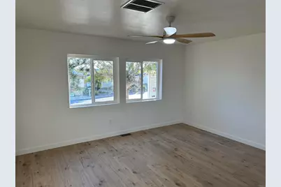 1438 Salem Court, Oceanside, CA 92057 - Photo 18