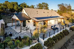 35715 Calle Nopal, Temecula, CA 92592 - Photo 2