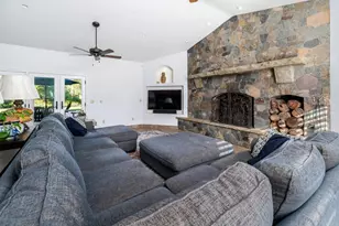 35715 Calle Nopal, Temecula, CA 92592 - Photo 14