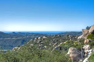 28521 Gladstone Ct, Escondido, CA 92026 - Photo 2