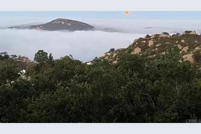 28521 Gladstone Court, Escondido, CA 92026 - Photo 6