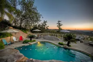 28521 Gladstone Ct, Escondido, CA 92026 - Photo 4