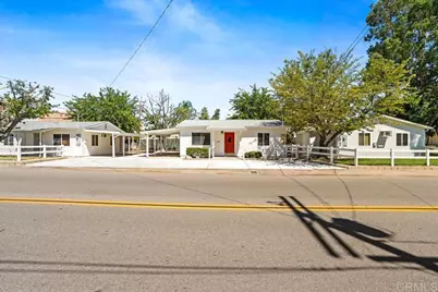 549 D St., Ramona, CA 92065 - Photo 2